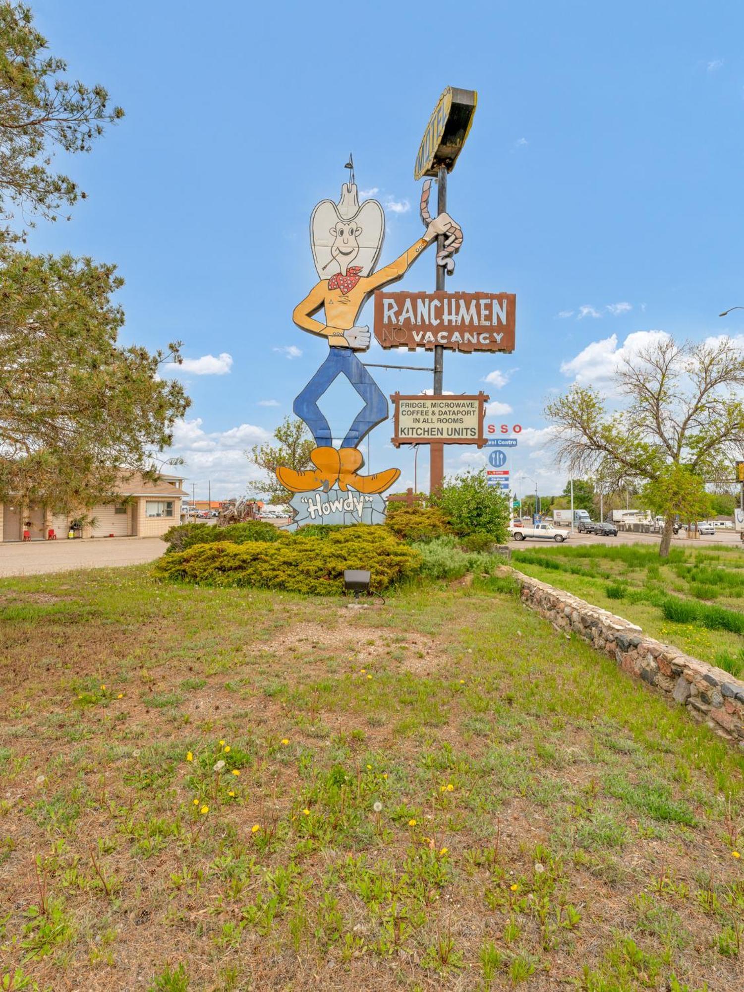 Ranchmen Motel Медисин-Хат Экстерьер фото